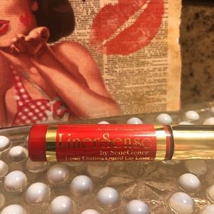 Blu-Red LinerSense Lip Liner - new & unopened